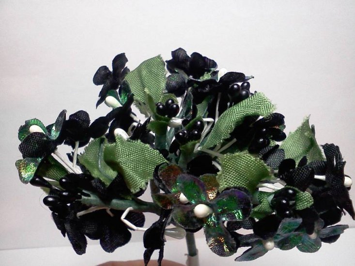 Black fabric Flowers* - Click Image to Close