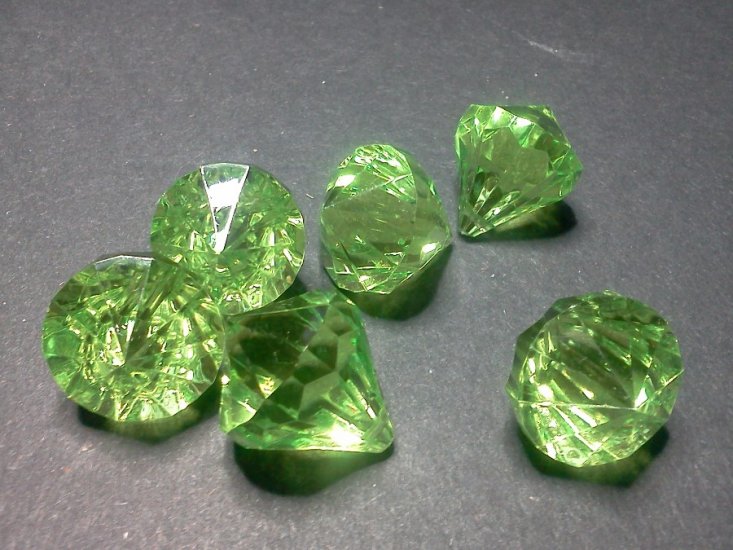 Apple Green Diamonds* - Click Image to Close