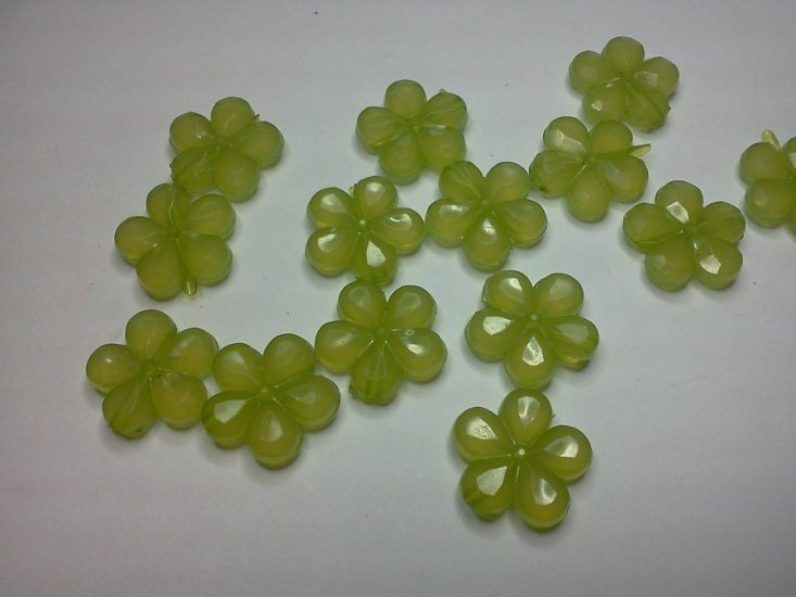 Green Flower Beads* - Click Image to Close