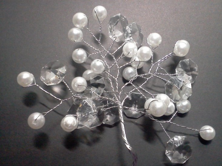 White Pearl/Bead Spray* - Click Image to Close