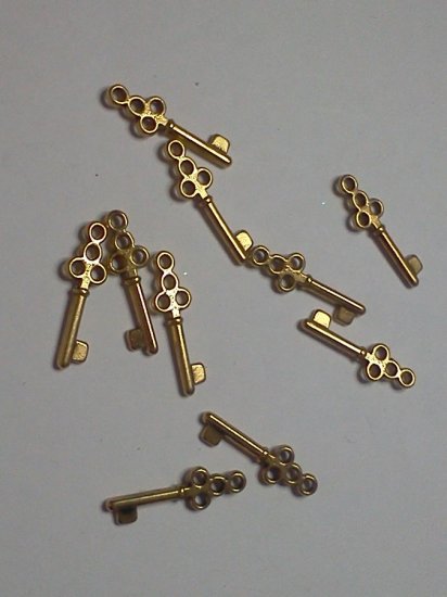 Gold Key Charms* - Click Image to Close