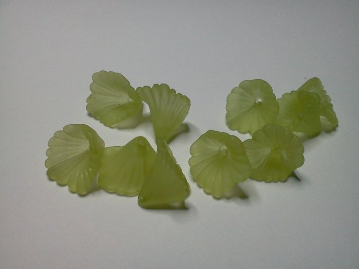 Green Flower Beads* - Click Image to Close