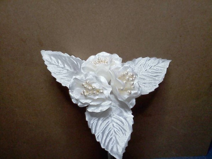 White fabric Flowers* - Click Image to Close