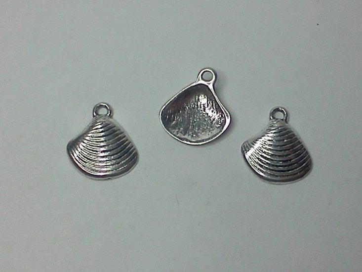 Silver Sea Shell Charms* - Click Image to Close