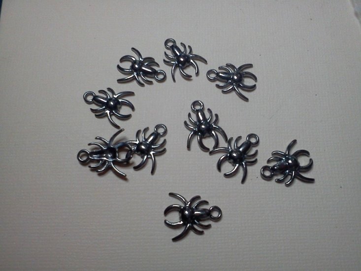 Black Spider Charms* - Click Image to Close