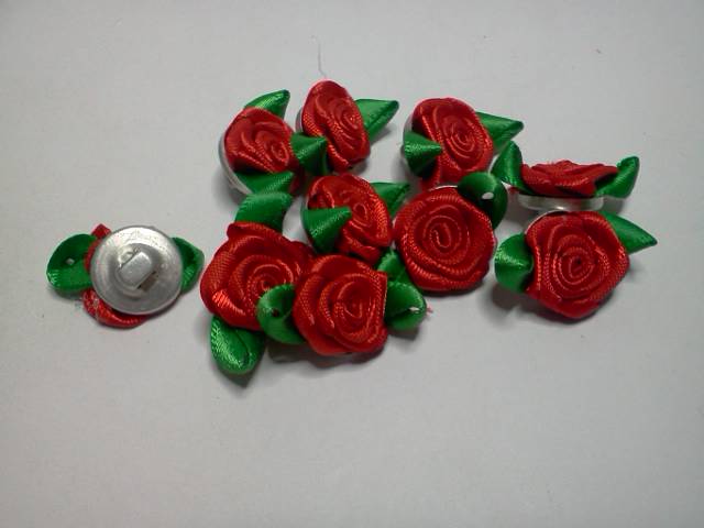 10 Rose Fabric Buttons* - Click Image to Close