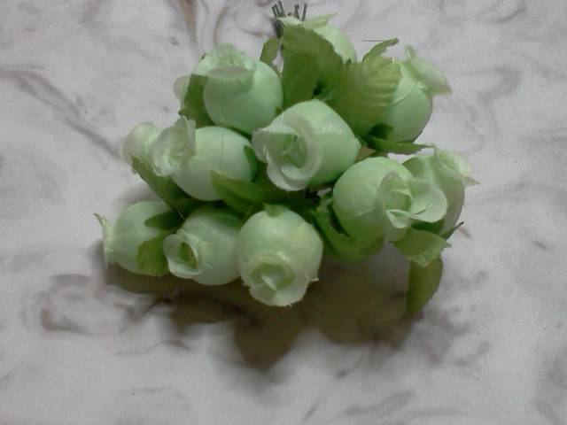 Green Fabric Roses* - Click Image to Close
