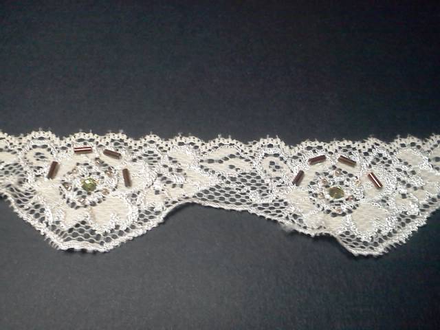Cream Lace with Beads* - Click Image to Close