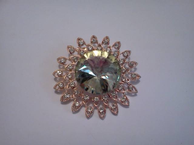 Green Bling Brooch* - Click Image to Close