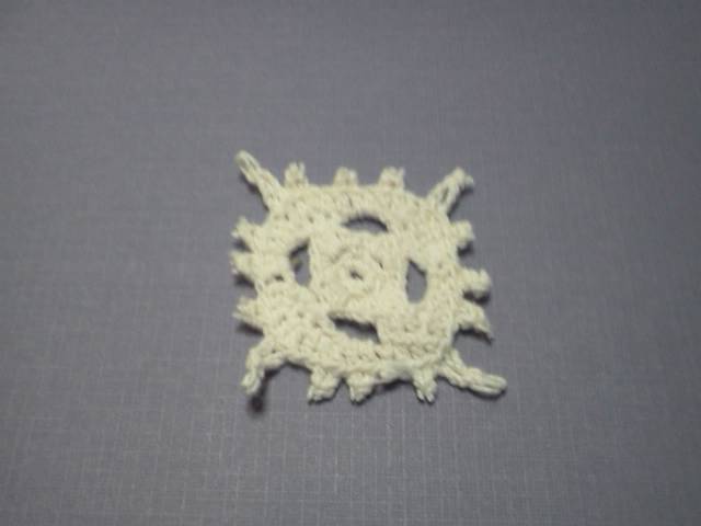 White Crochet Doilies* - Click Image to Close